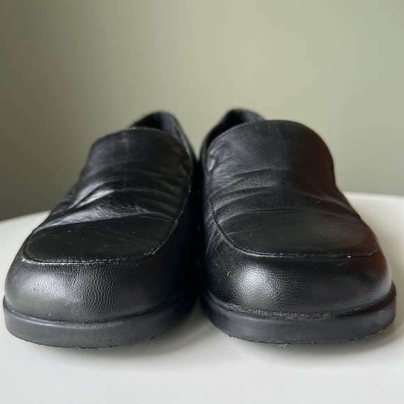 Cobbie Cuddlers Leather SlipOn Cushioned Comfort Loafer Flat Women's 7.5 WIDE - Picture 4 of 16